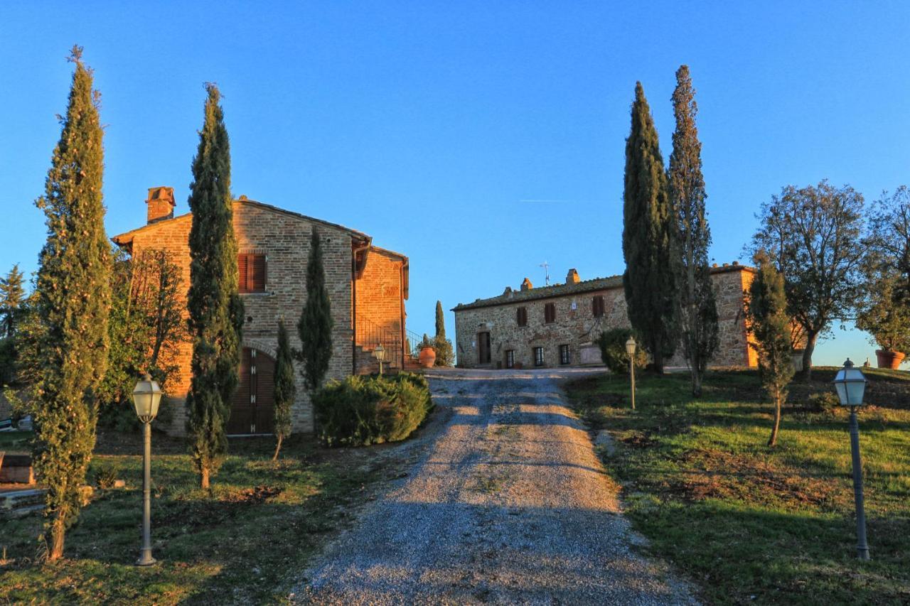 Agriturismo Bombina Villa Montisi ภายนอก รูปภาพ