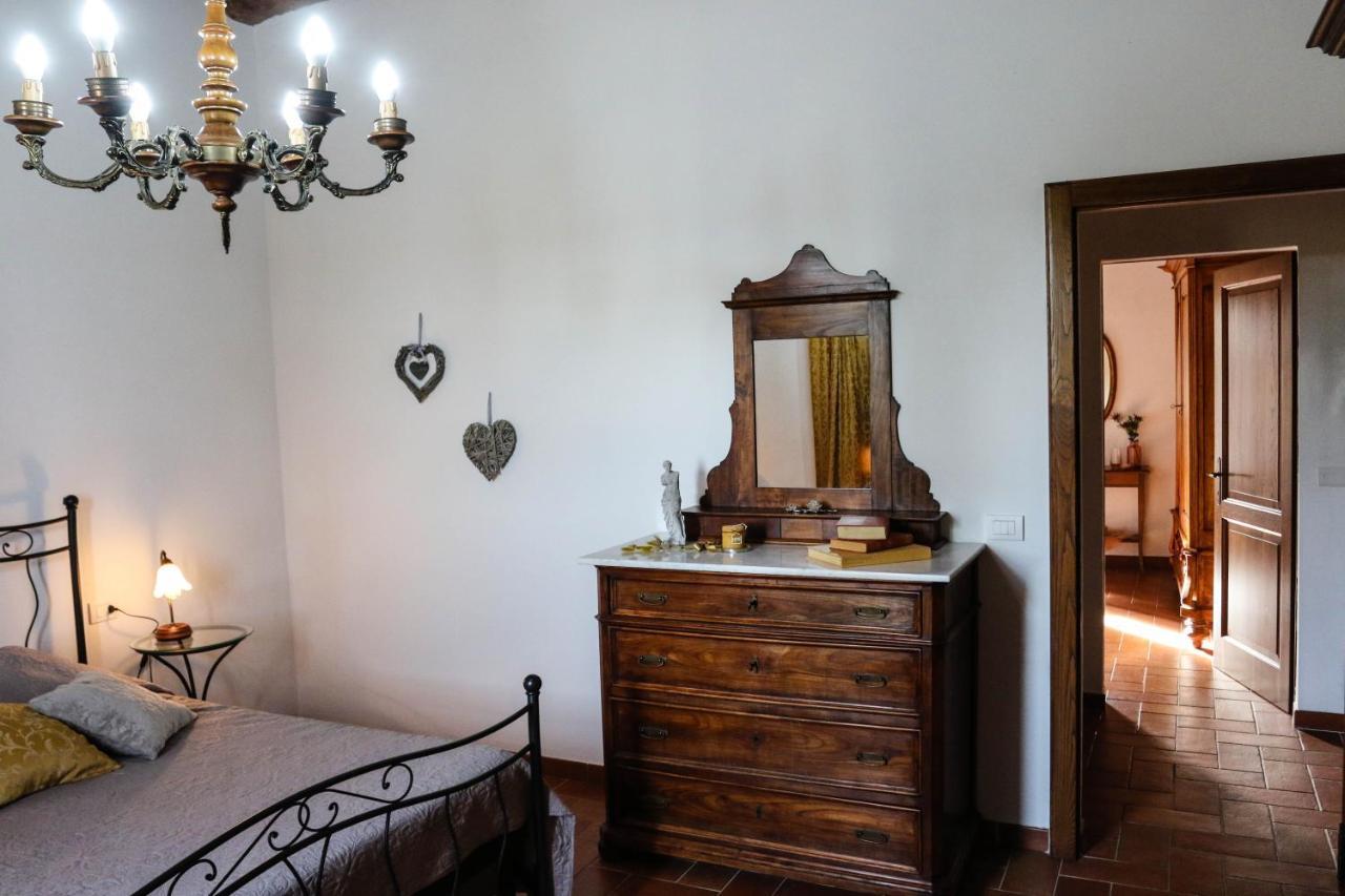 Agriturismo Bombina Montisi ภายนอก รูปภาพ