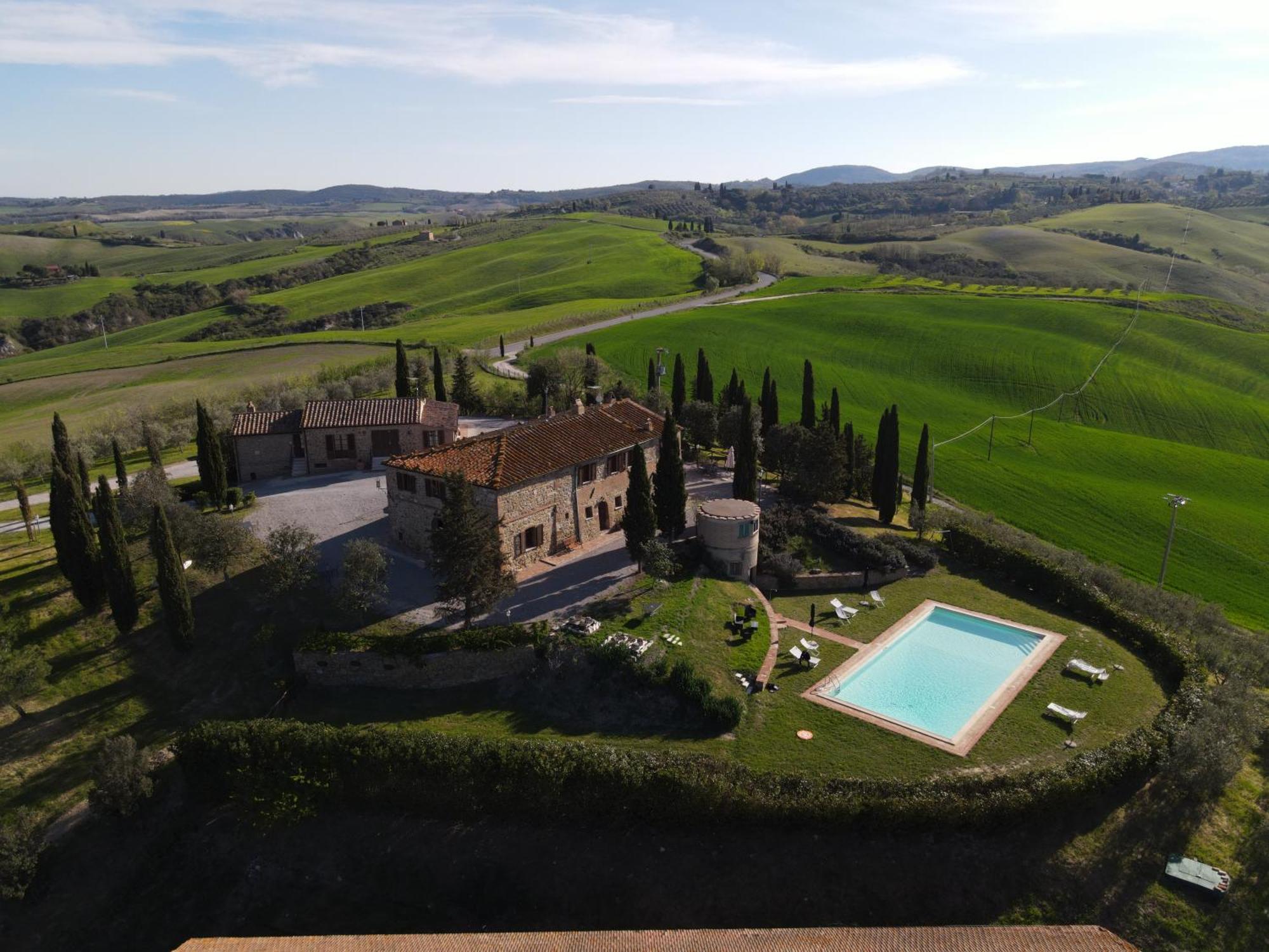 Agriturismo Bombina Villa Montisi ภายนอก รูปภาพ