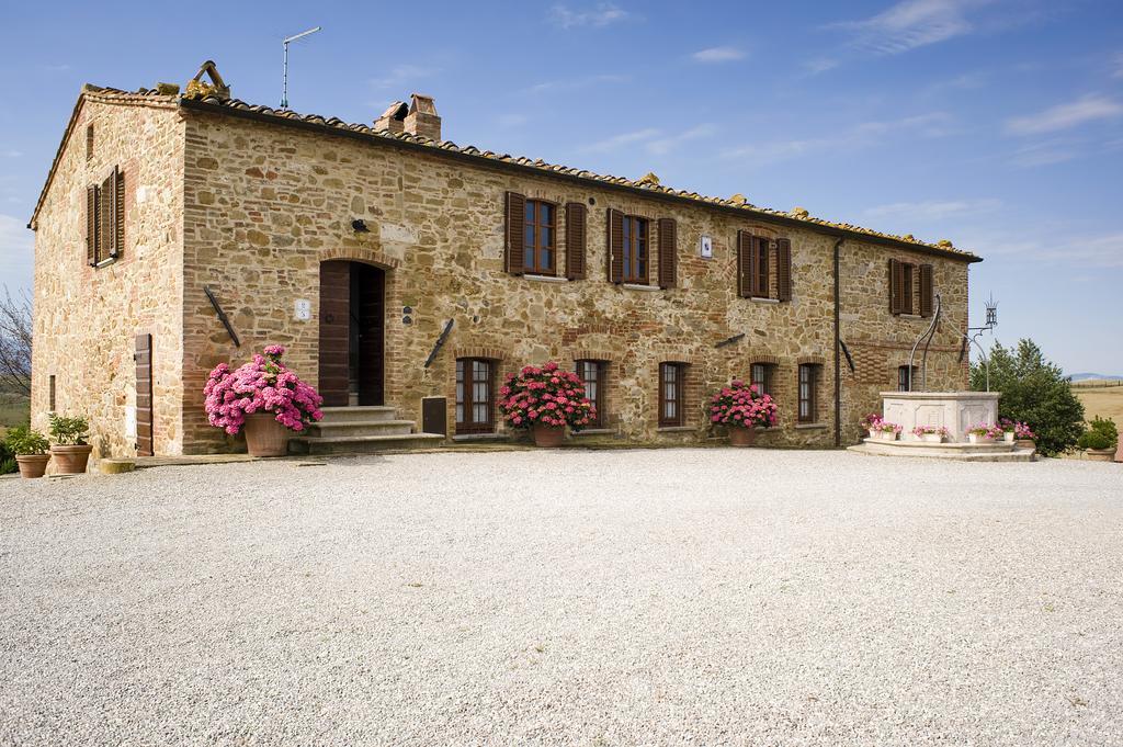 Agriturismo Bombina Montisi ภายนอก รูปภาพ